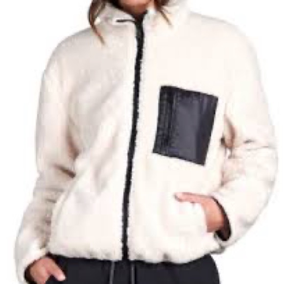 Sanctuary Jackets & Blazers - Sanctuary Cream Teddy Jacket with Black Contrast Pocket size XS